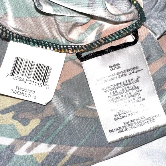 BCBG Maxazria Women’s S Bodycon Stretch Green Tide Multi Jersey Dress Short Slv - Picture 10 of 10